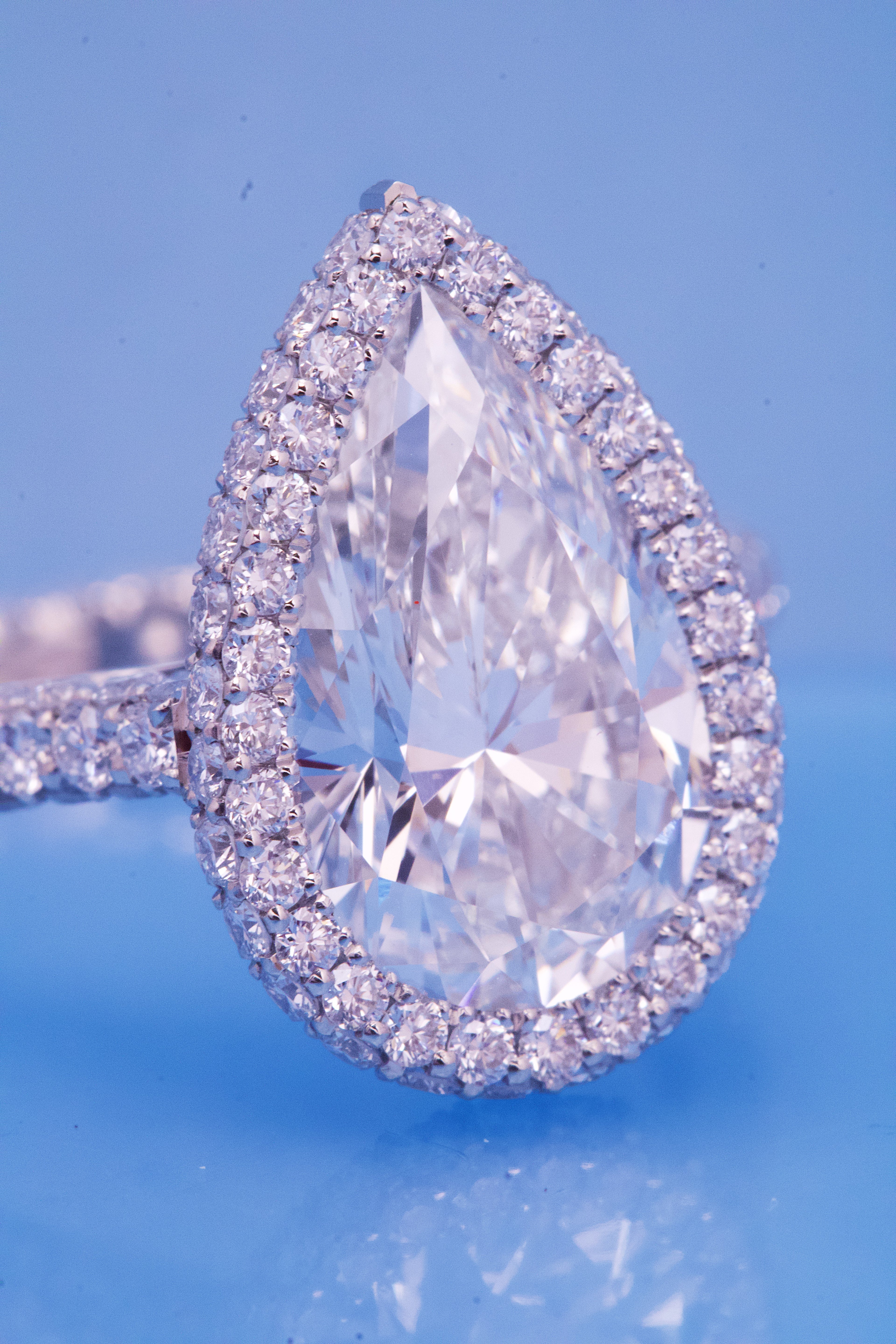 Pear Shape Diamond Engagement Ring + 2 Sided Pave Halo + 3 Sided Pave Band