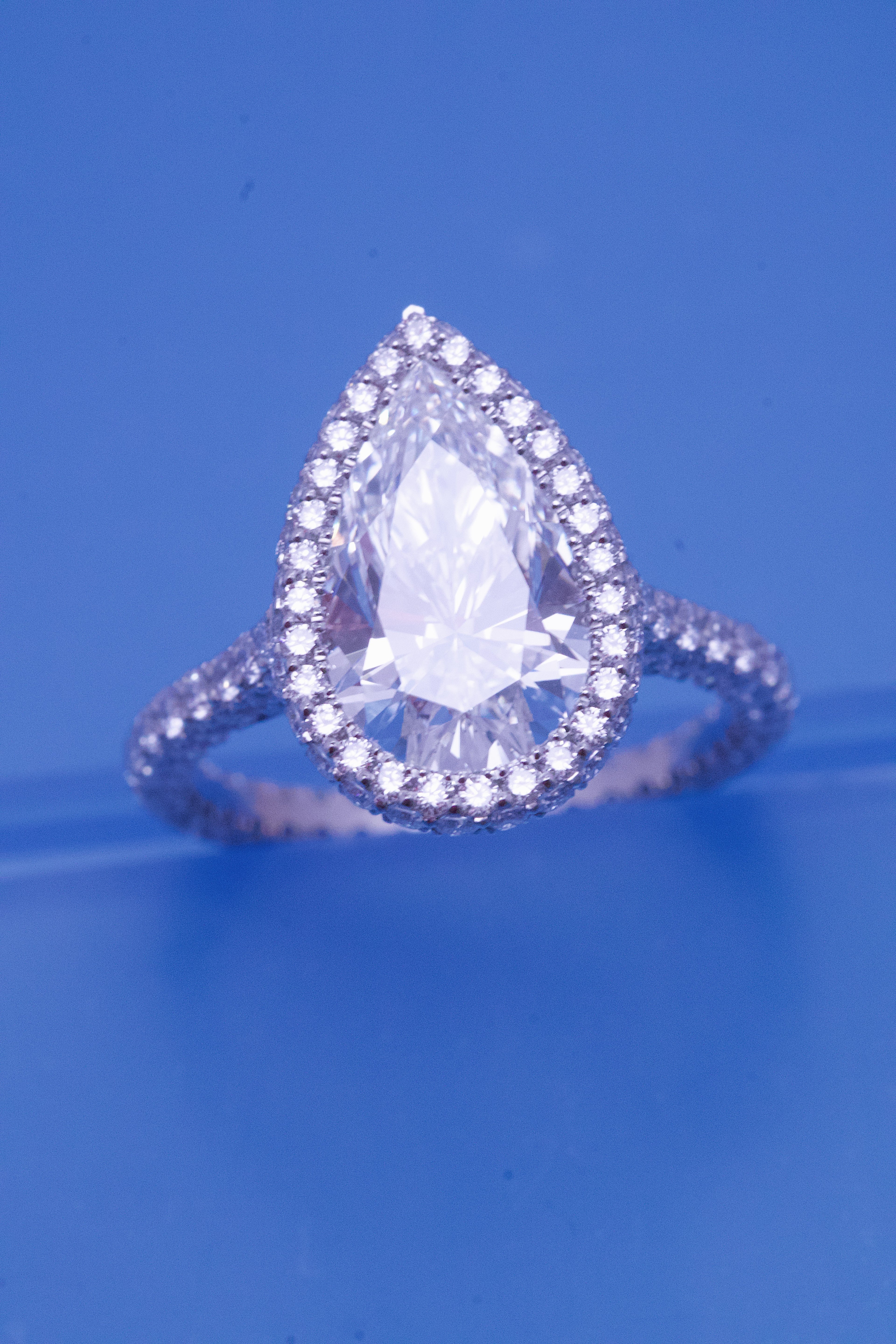 Pear Shape Diamond Engagement Ring + 2 Sided Pave Halo + 3 Sided Pave Band