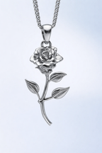 La Rosa Pendant